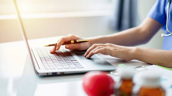 [Translate to English:] easyPRO Cyber - secteur medical